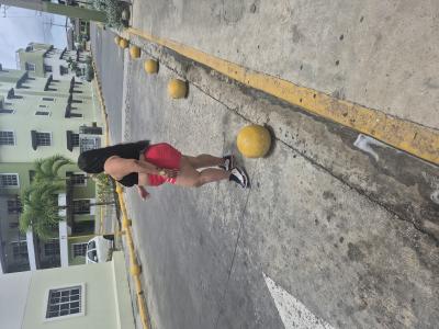 687260701: Chica busca chico en Barcelona