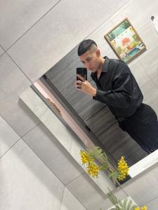 661604125: Chico busca chica en Alicante