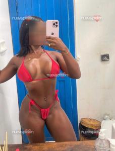 633882439: Chica busca chico en Málaga