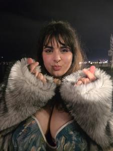 685543187: Chica busca chico en Madrid