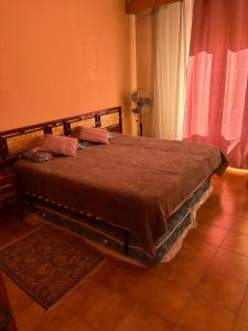 632819442: Chica busca chico en Gerona