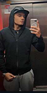 617836030: Chica busca chico en Guipúzcoa