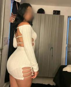 742092812: Chica busca chico en Segovia