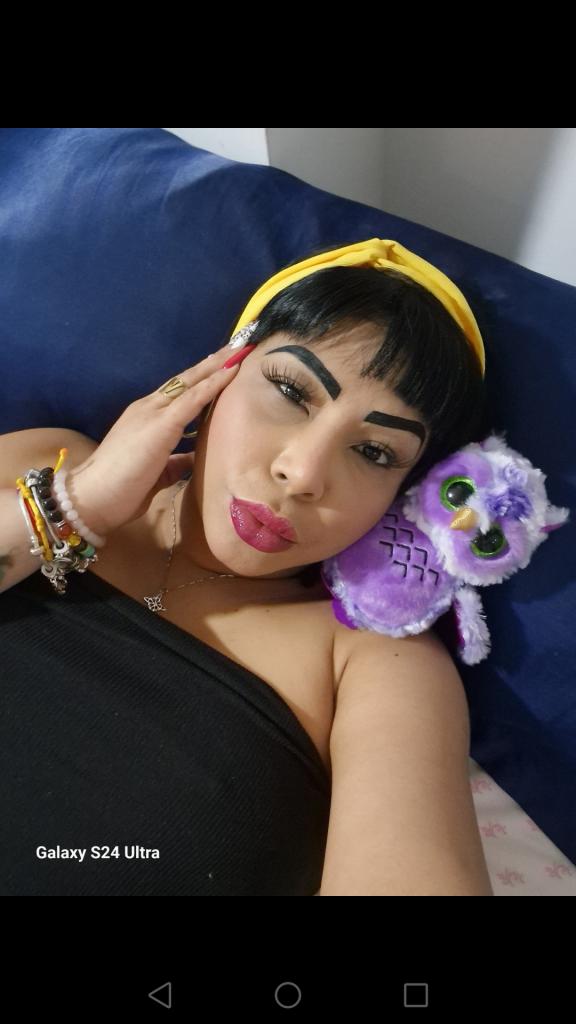 Chica busca chico en Granada: 