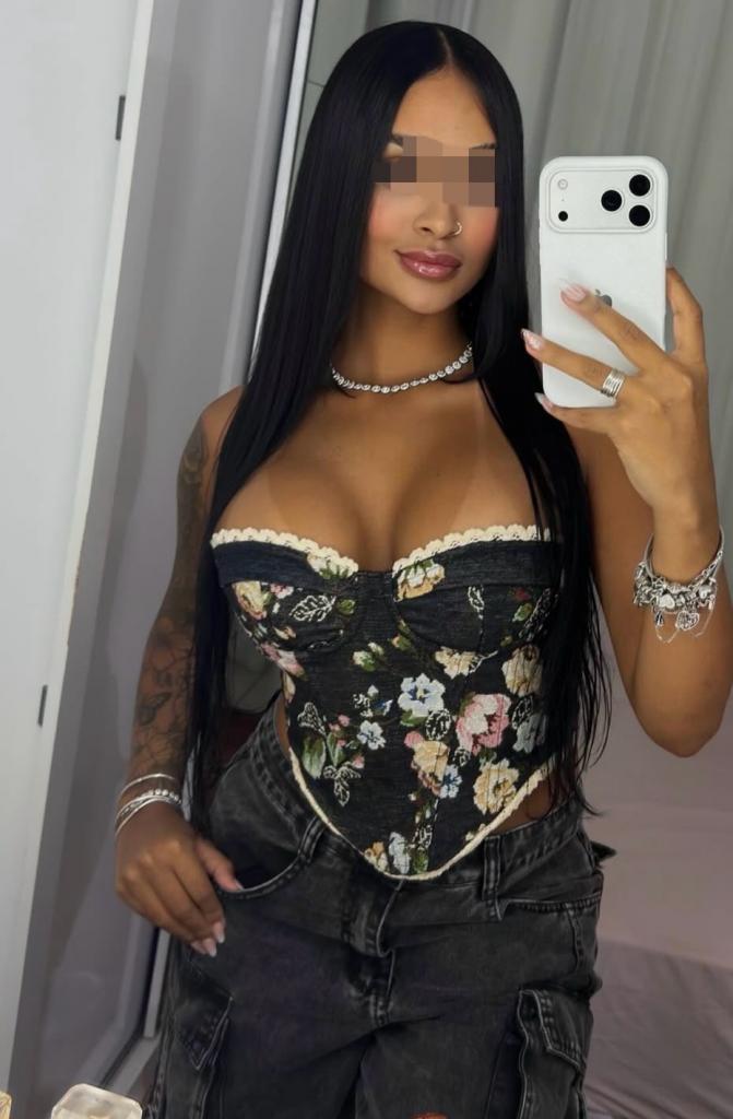 632169533: Chica busca chico en Pontevedra