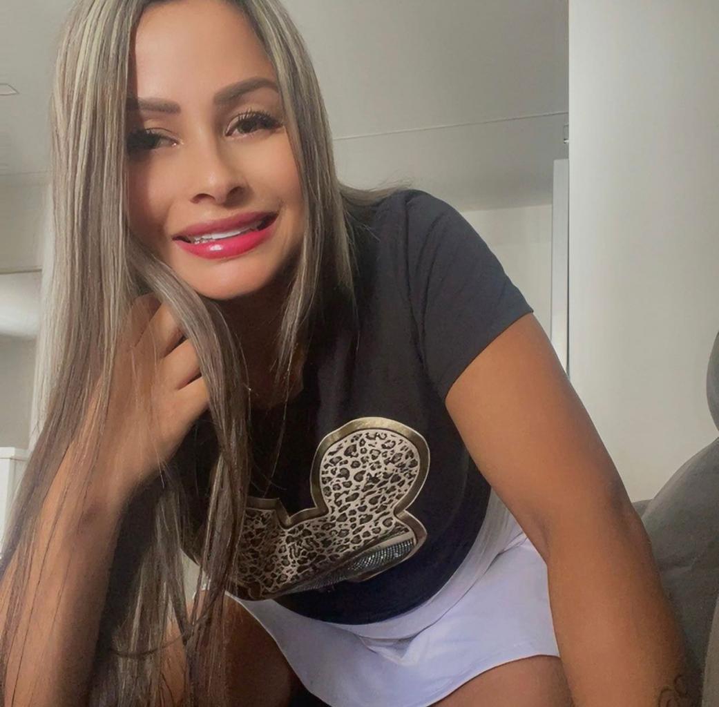 Chica busca chico en Tenerife: 