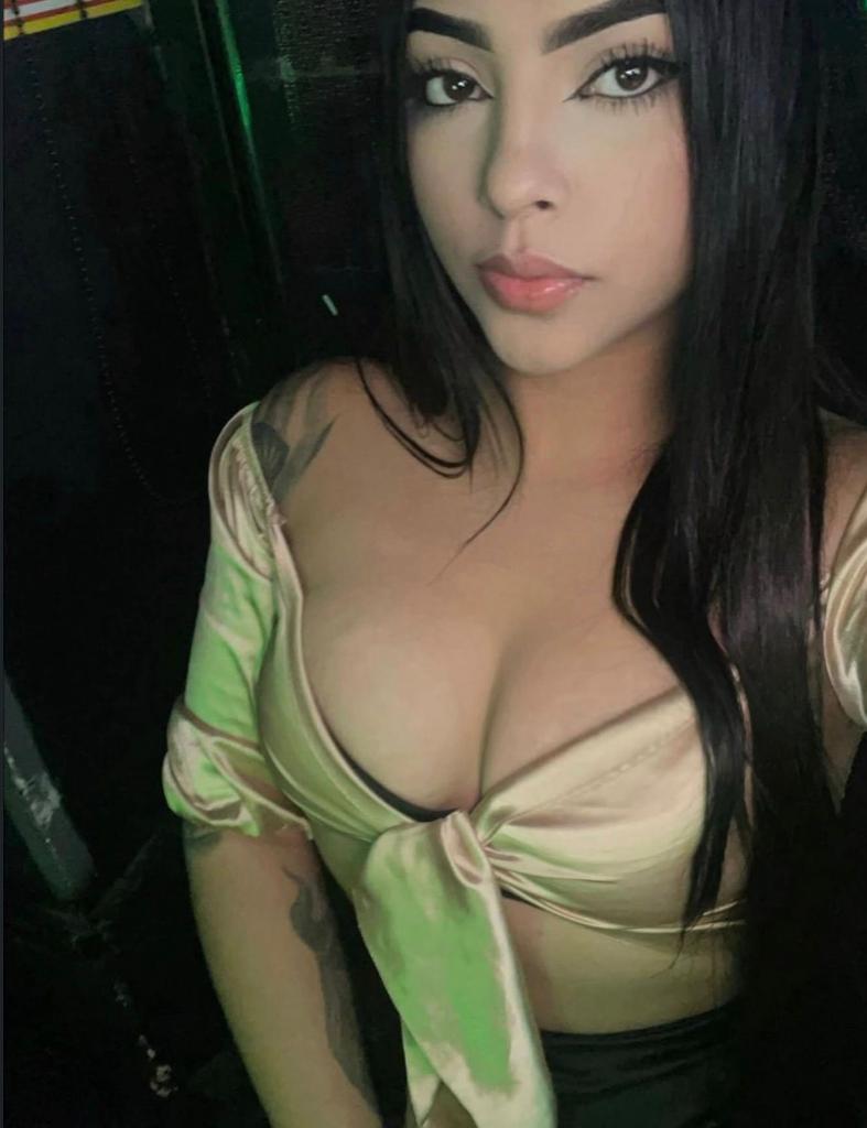 Chica busca chico en Tenerife: 