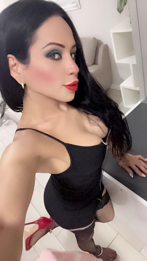 662477225: Travesti en Barcelona