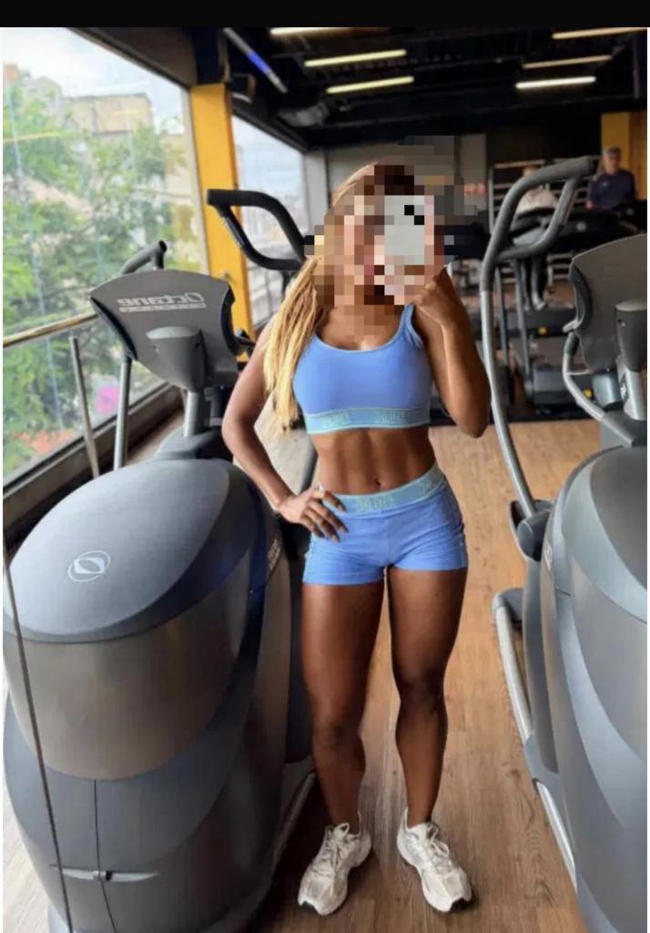 Chica busca chico en Granada: 