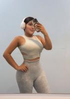 631078377: Chica busca chico en Murcia