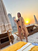 613964258: Chica busca chico en La Coruña