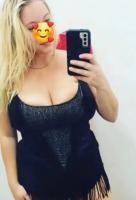 631694850: Chica busca chico en La Coruña