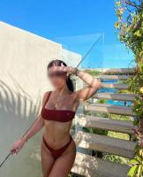 624385132: Chica busca chico en La Coruña