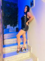 614599887: Chica busca chico en Madrid