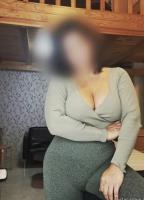 613507175: Chica busca chico en Sevilla