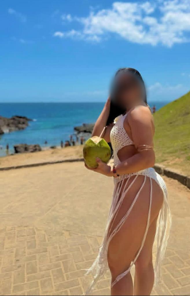 Chica busca chico en Ibiza: 