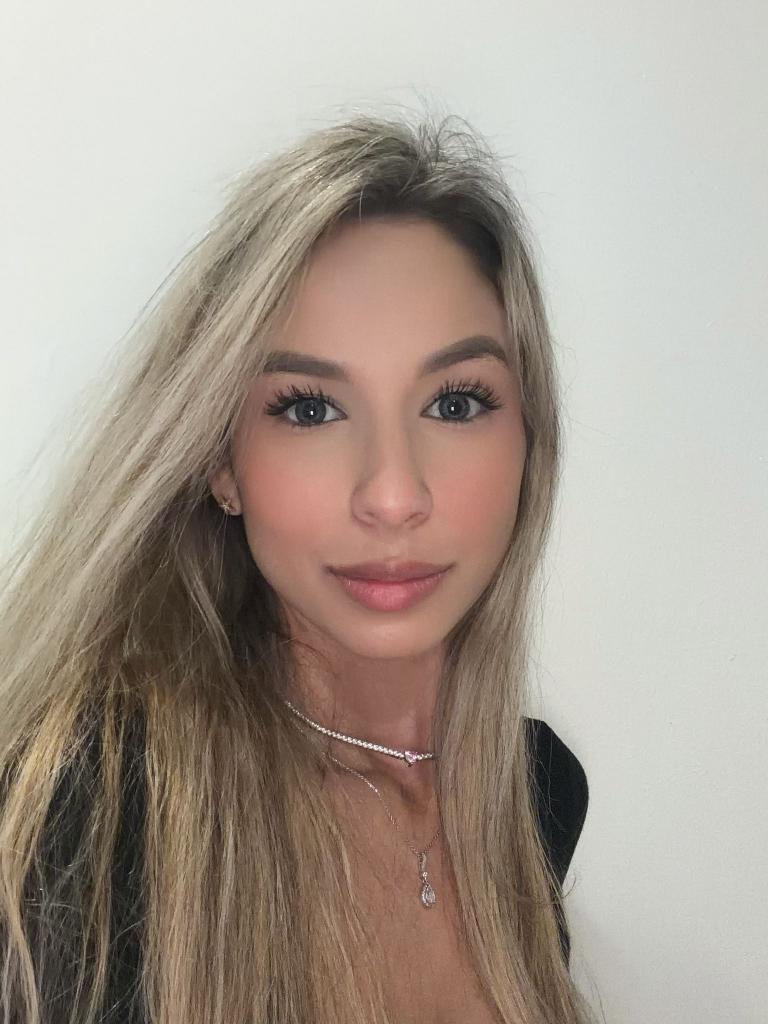 Chica busca chico en Mallorca: 