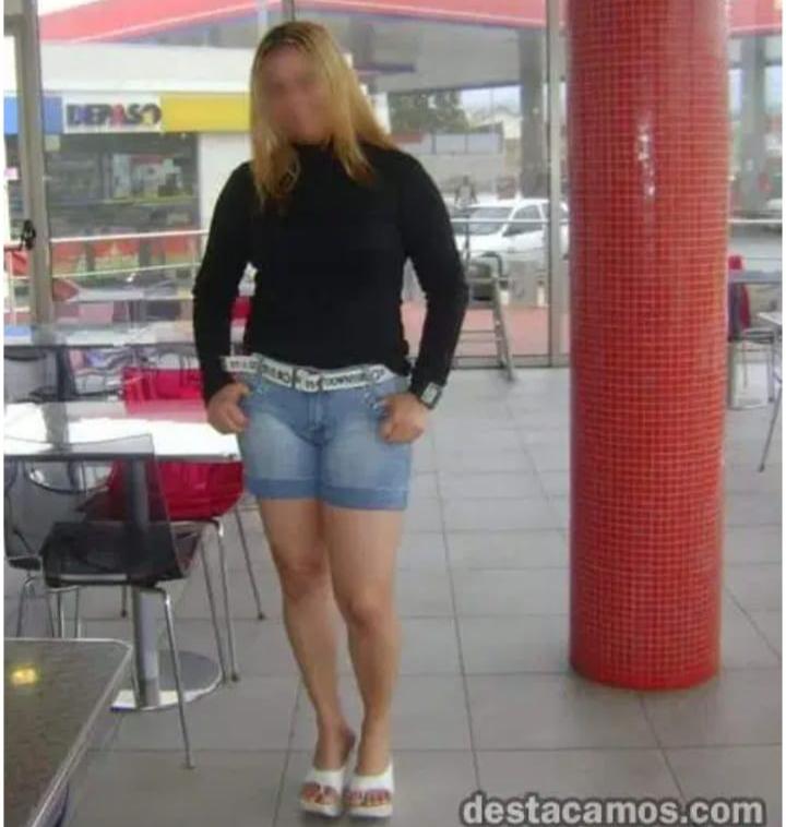 Chica busca chico en Cádiz: 