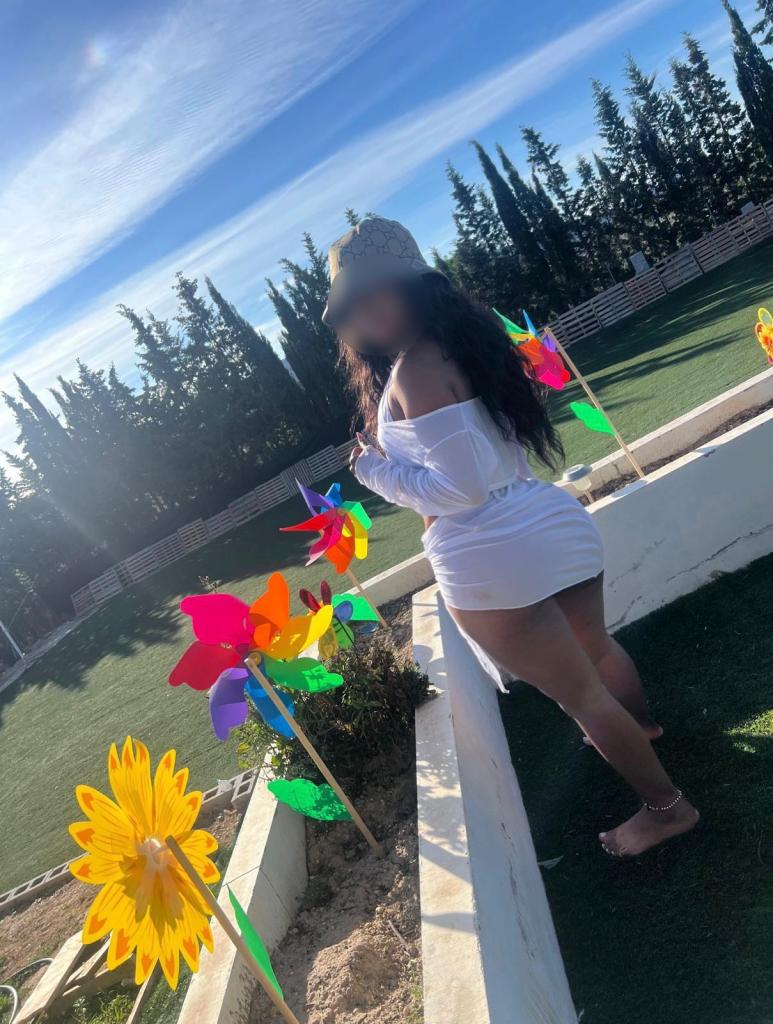 Chica busca chico en Alicante: 