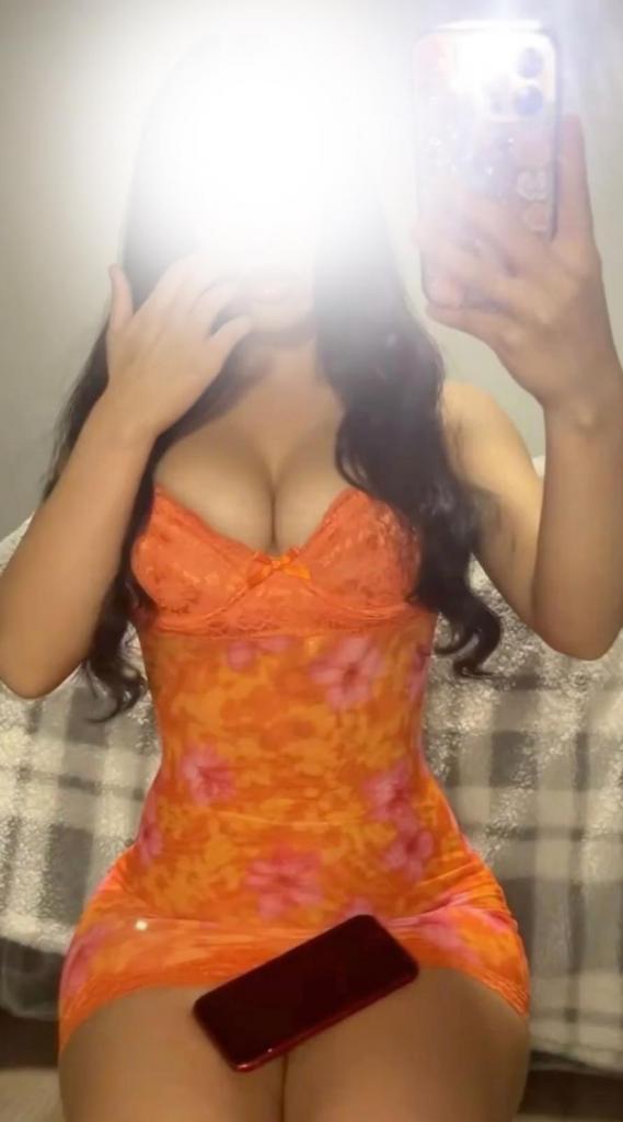 Chica busca chico en Cádiz: 