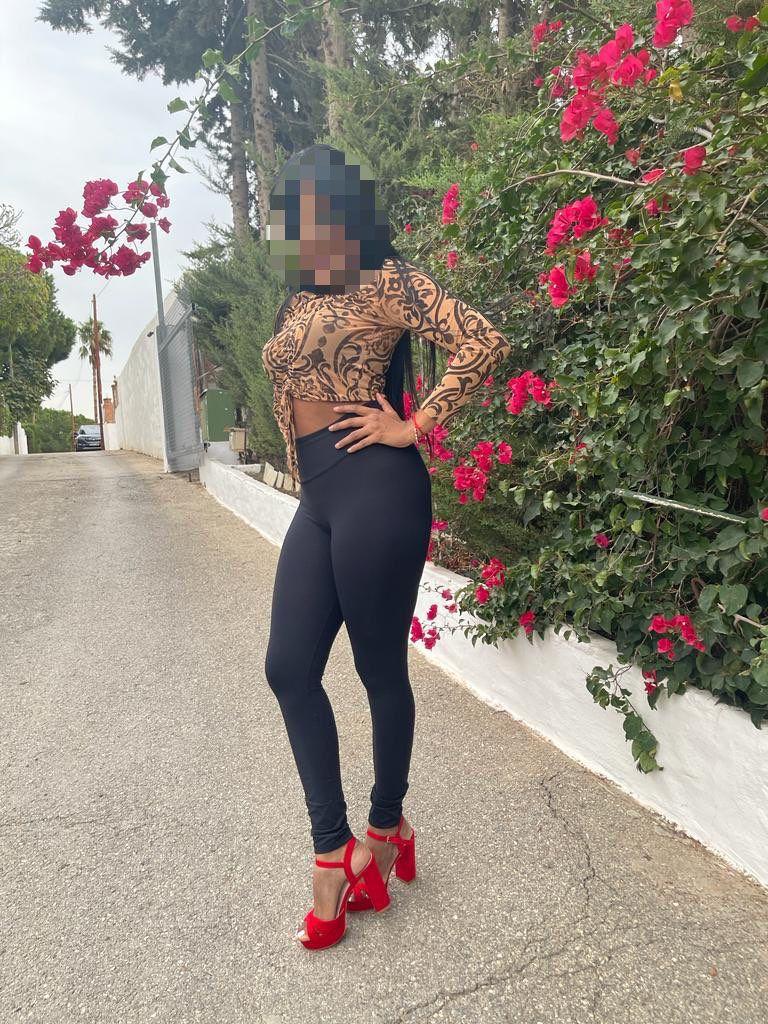 Chica busca chico en Sevilla: 