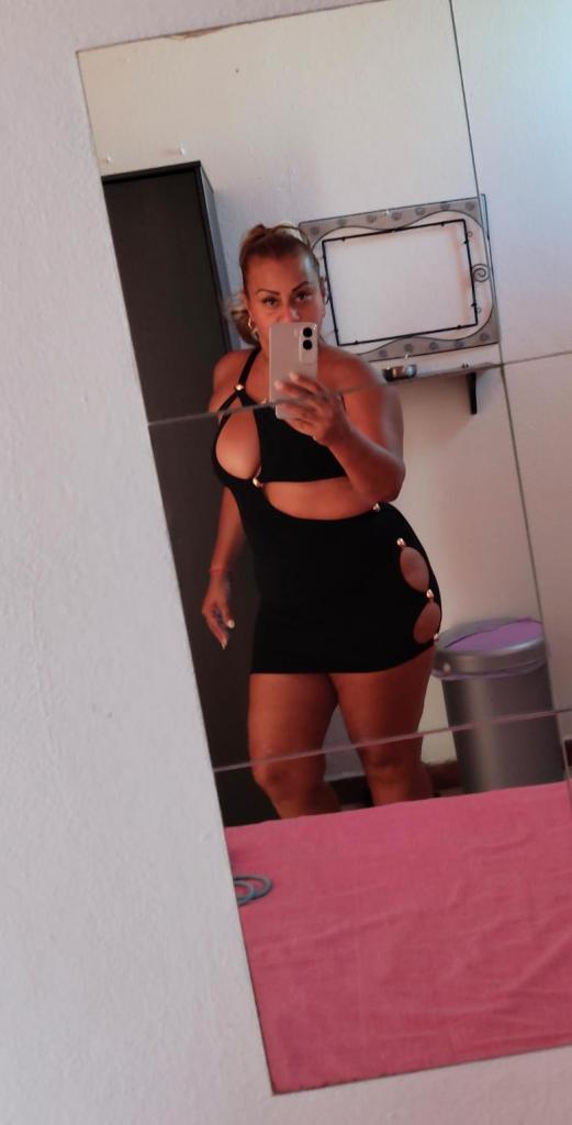 Chica busca chico en Tenerife: 