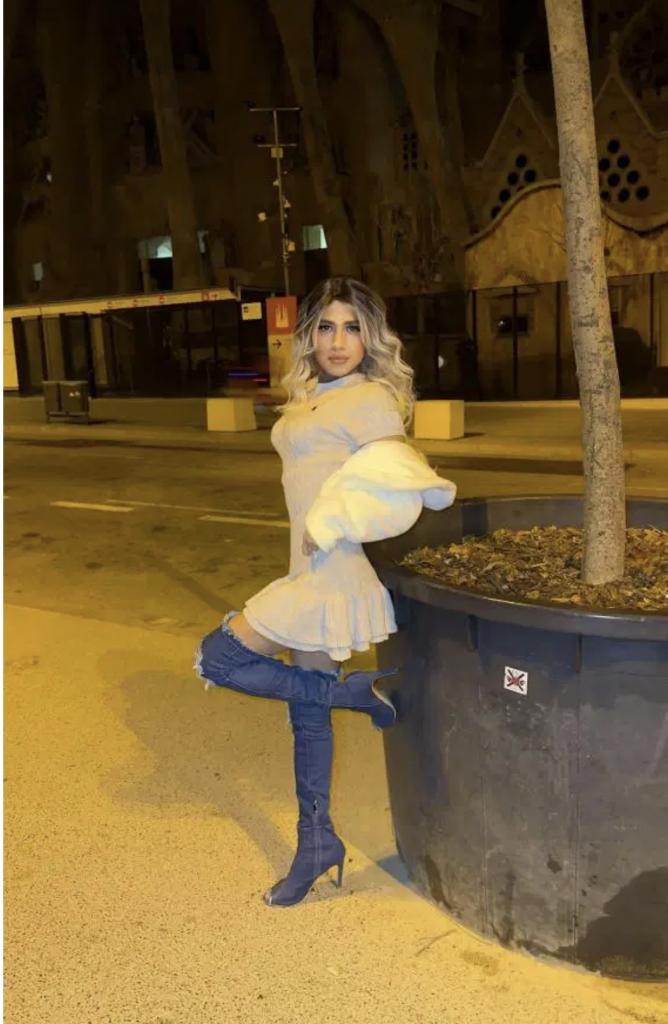 604214616: Travesti en Barcelona