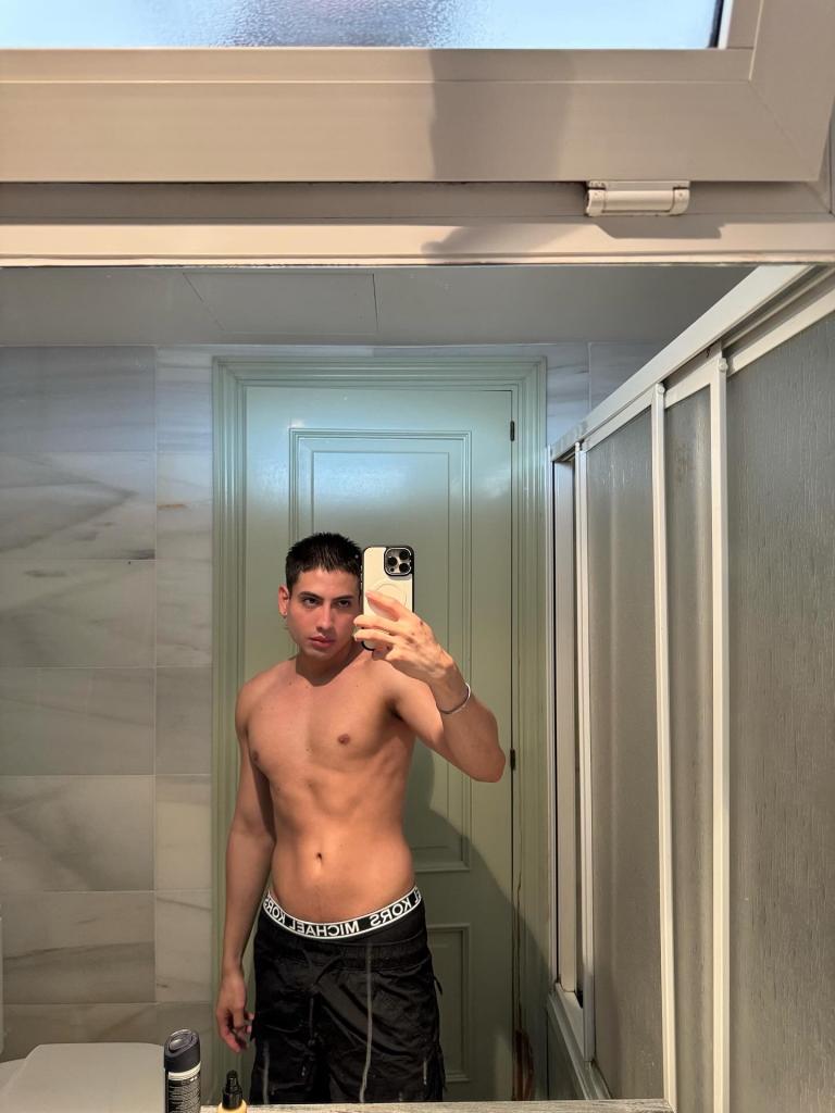 610880128: Chica busca chico en Asturias