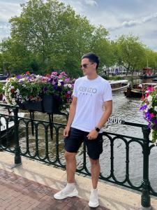 680226565: Chico busca chica en Barcelona