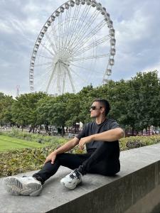 680226565: Chico busca chica en Barcelona