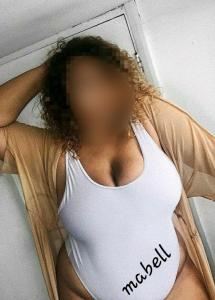 Chica busca chico en Sevilla: 