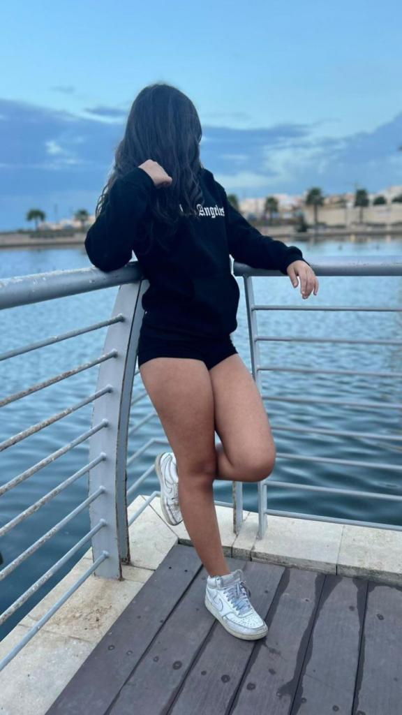 Chica busca chico en Cádiz: 