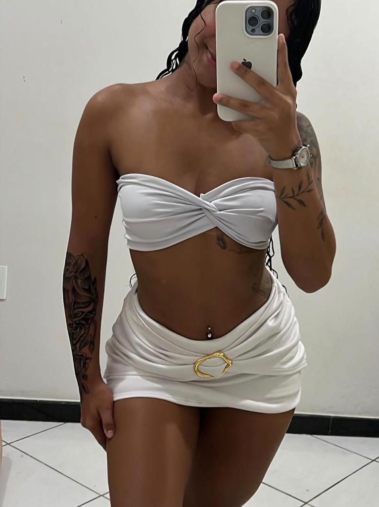 743026830: Chica busca chico en Madrid
