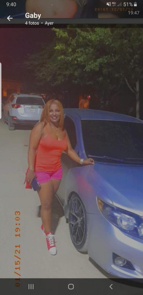613444873: Chica busca chico en La Coruña