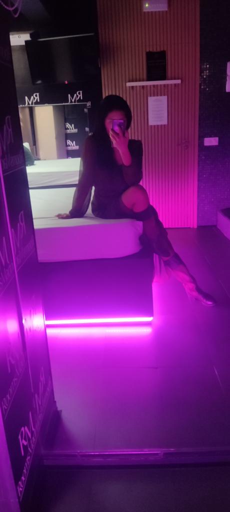 623329863: Chica busca chico en Mallorca
