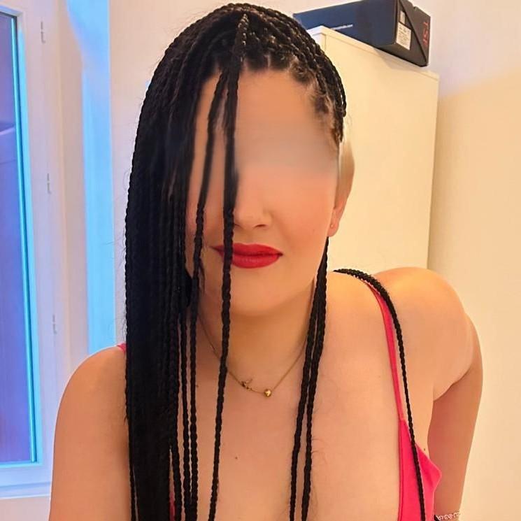 Chica busca chico en Sevilla: 