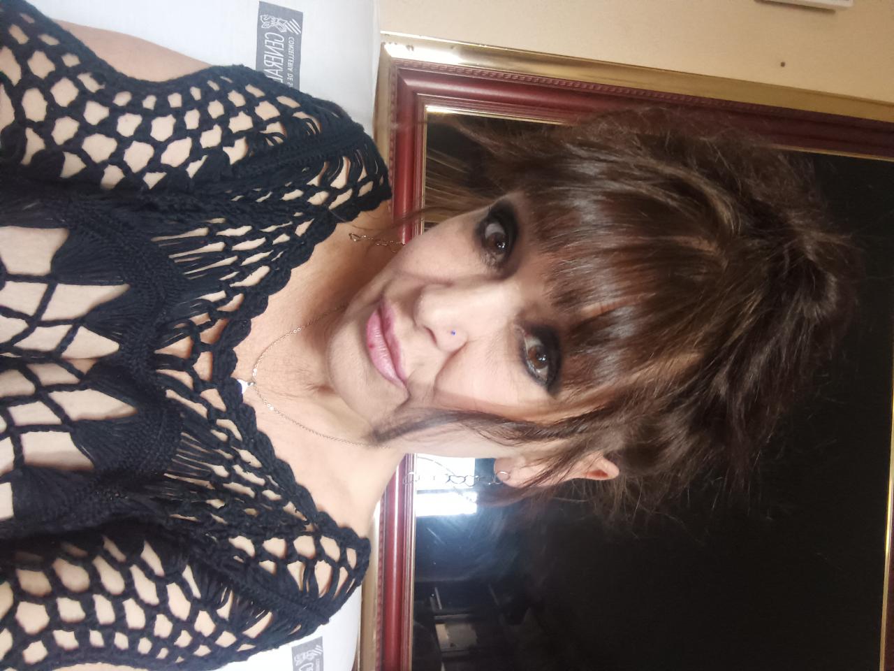 609085407: Chica busca chico en Valencia