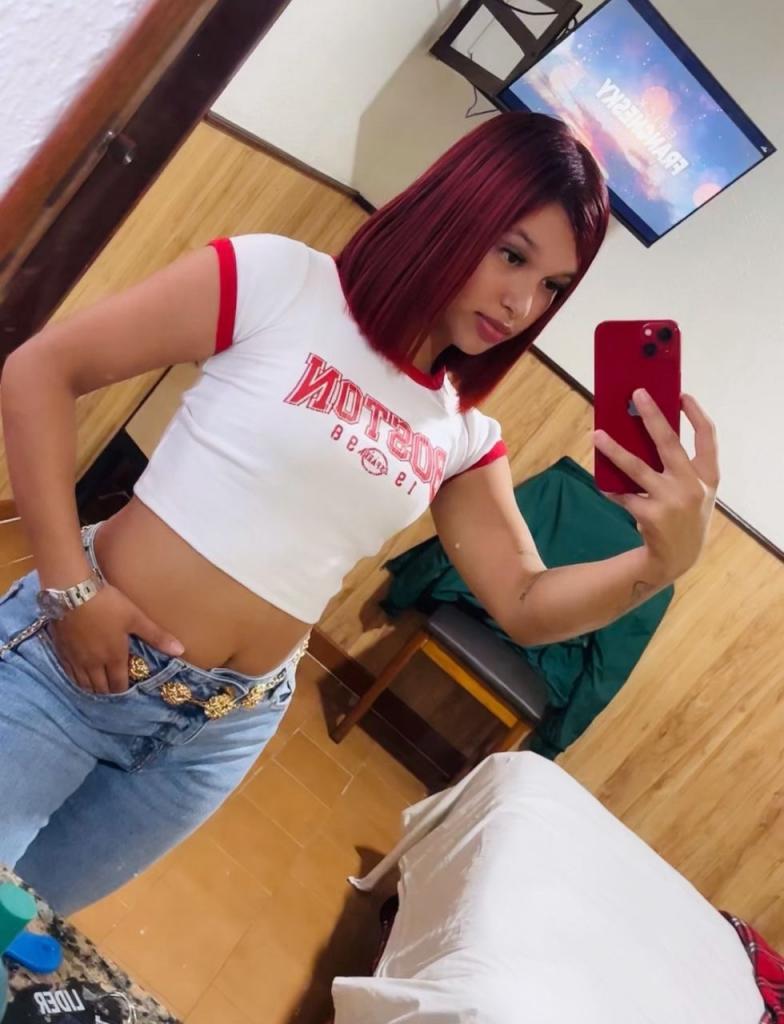 Chica busca chico en Tenerife: 
