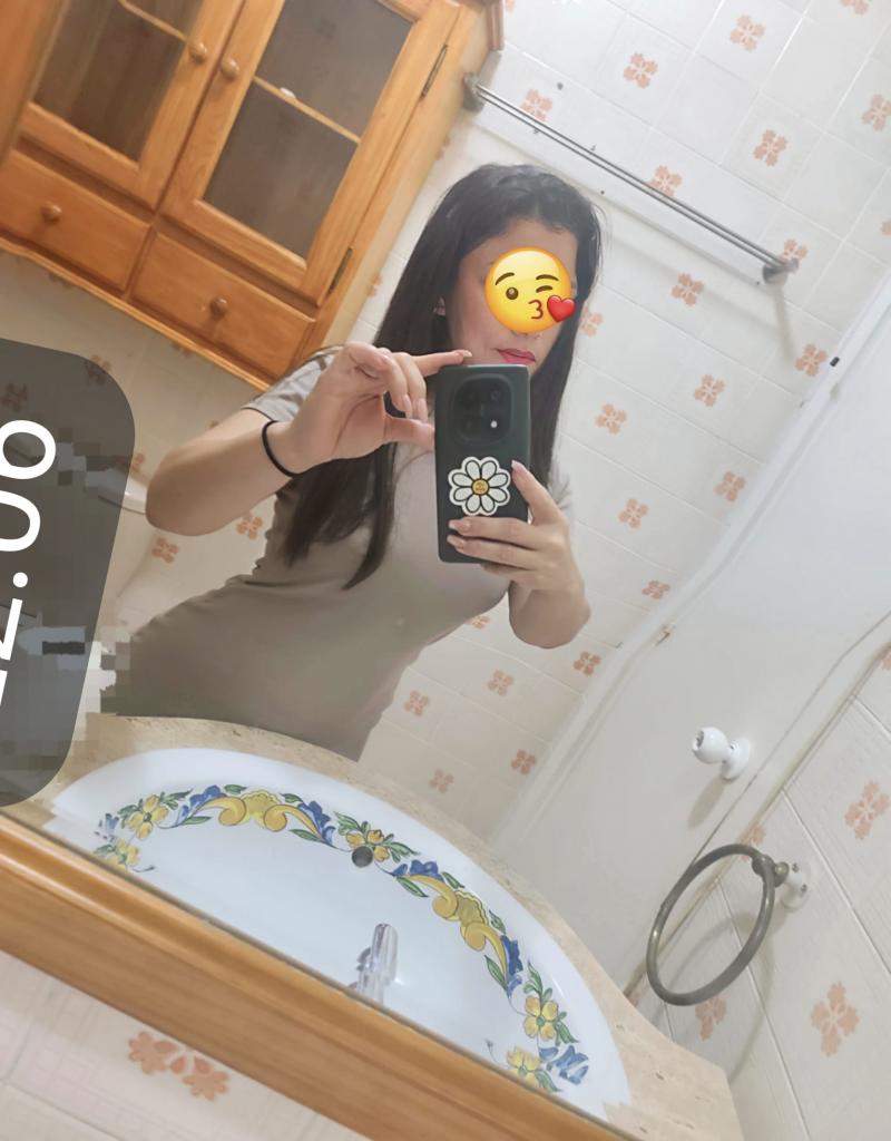 Chica busca chico en Almería: 