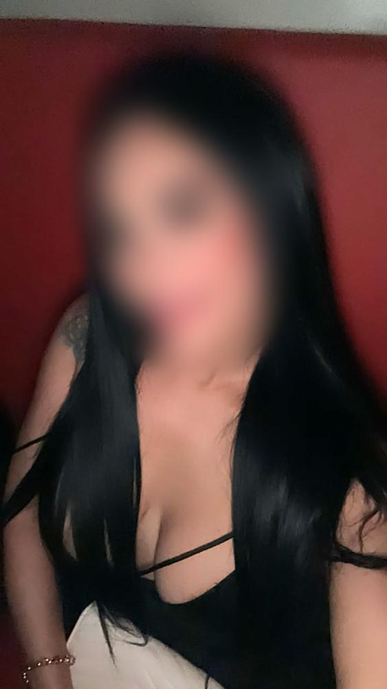 Chica busca chico en Cádiz: 