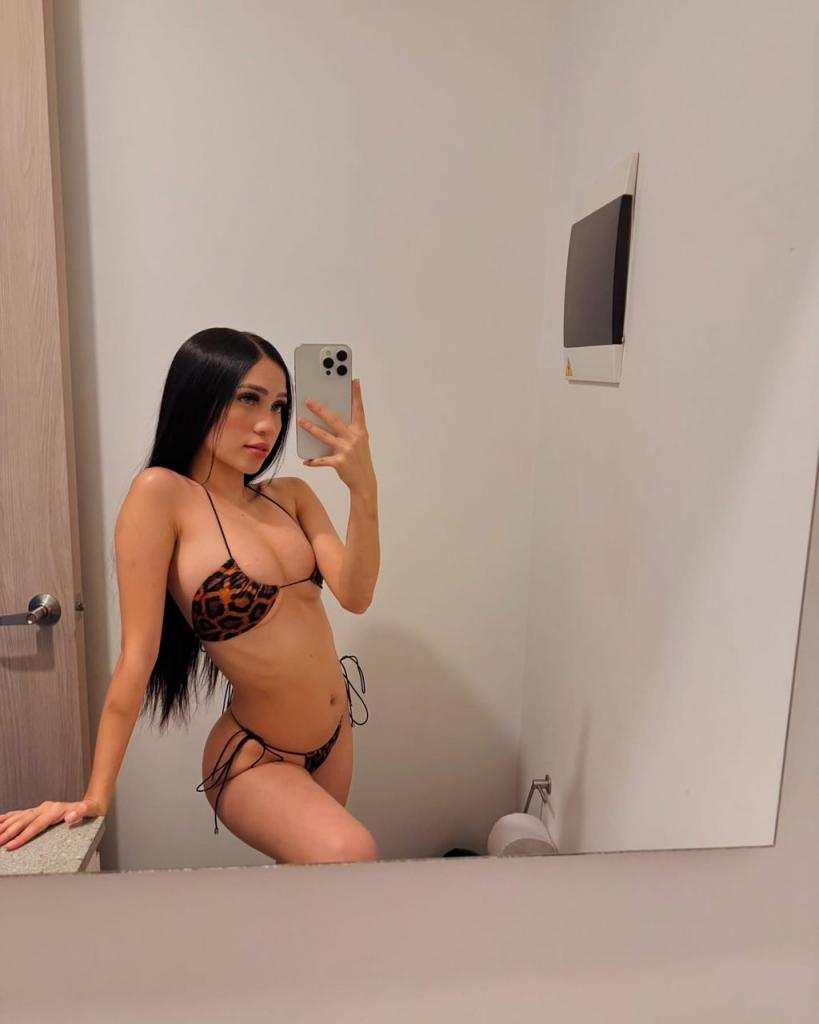 Chica busca chico en Tenerife: 
