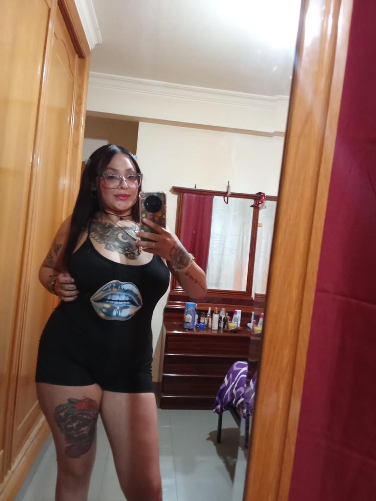 Chica busca chico en Almería: 