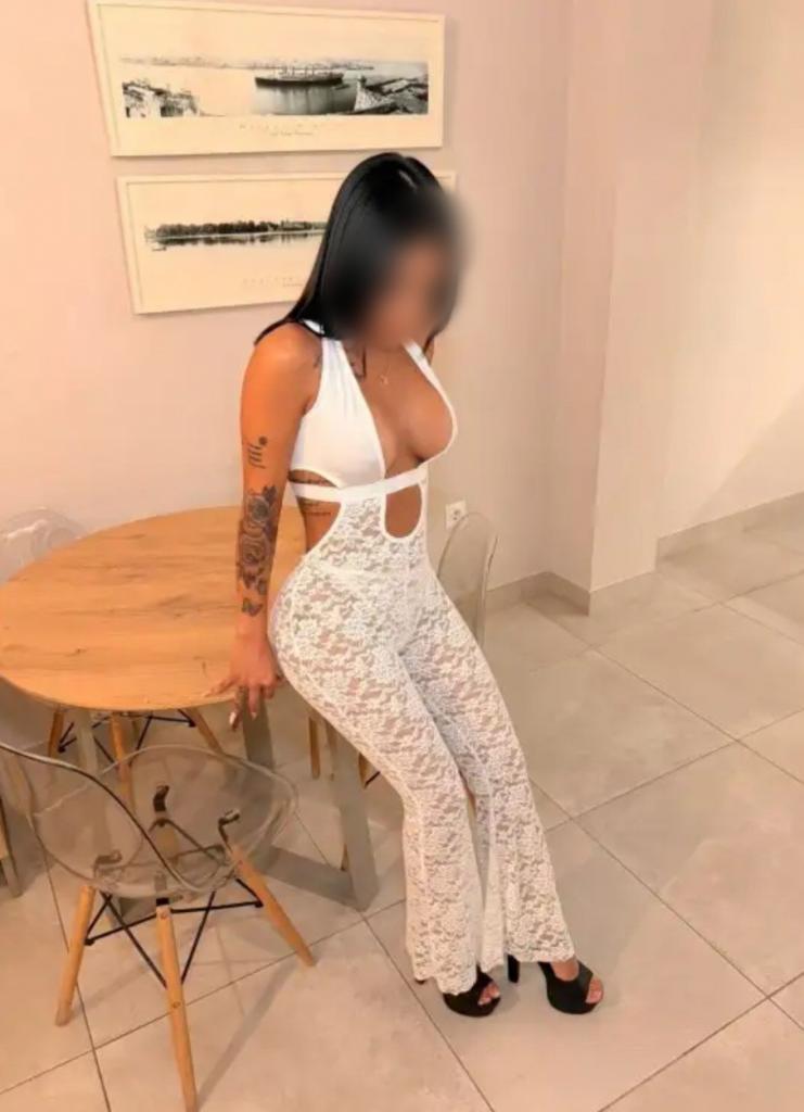 Chica busca chico en Murcia: 