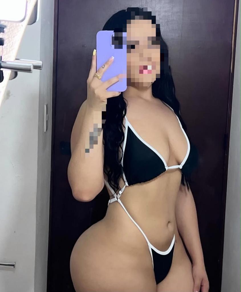 Chica busca chico en Ibiza: 
