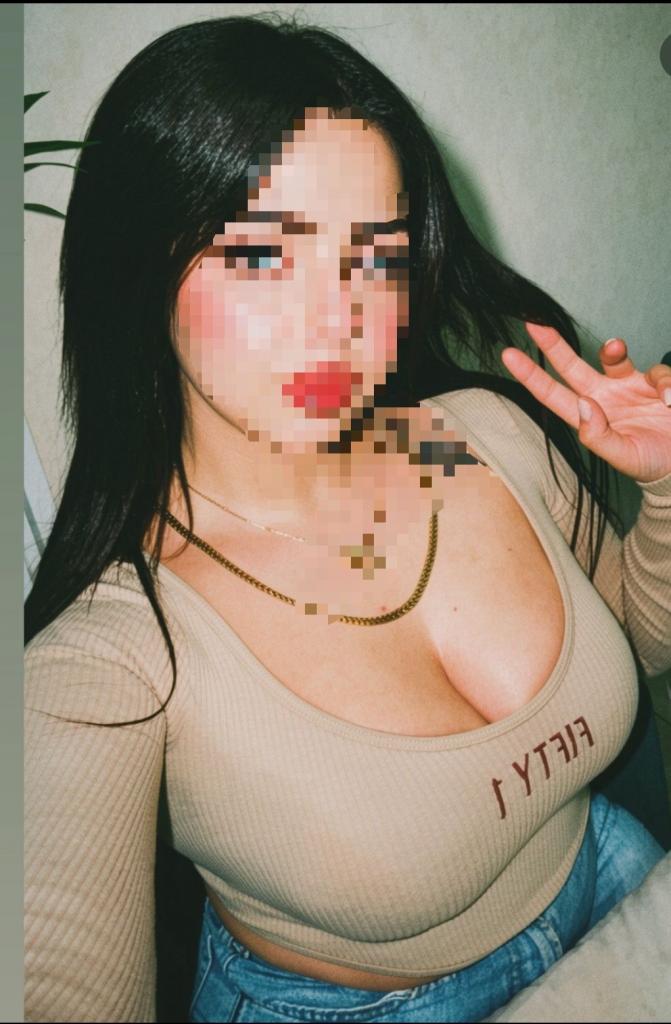 Chica busca chico en Cádiz: 