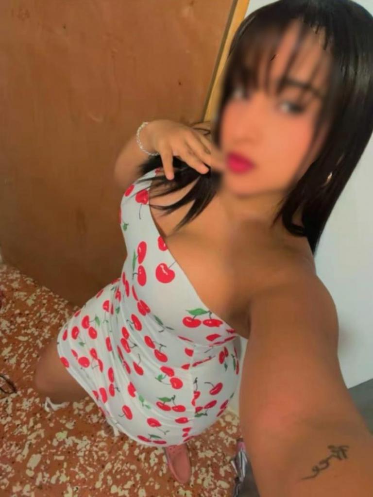 Chica busca chico en Sevilla: 