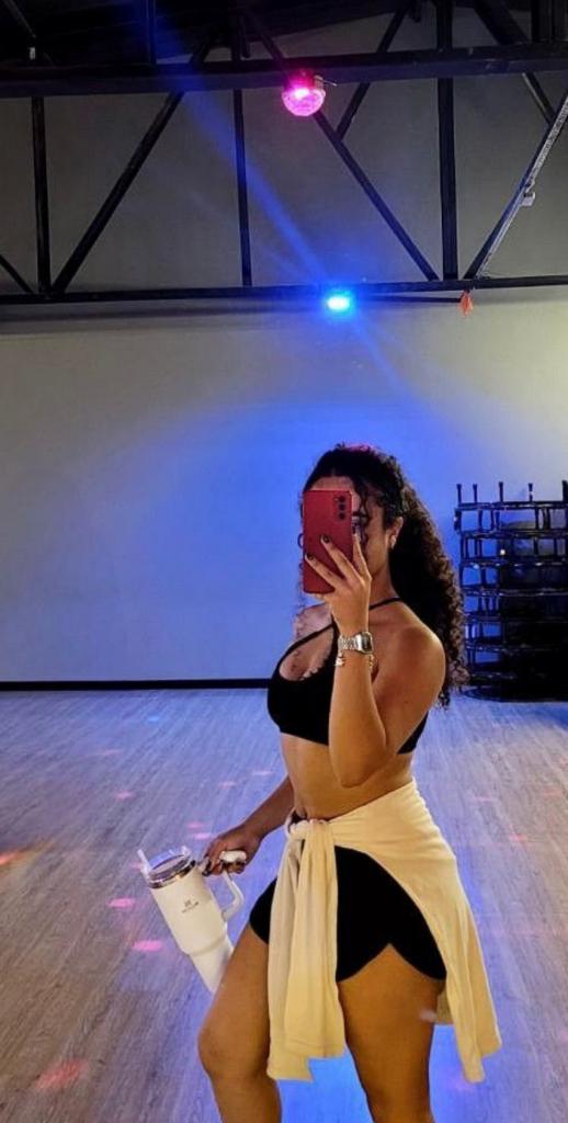 614587525: Chica busca chico en Orense