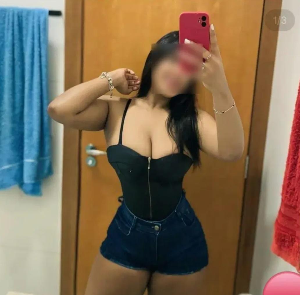 613905801: Chica busca chico en Málaga