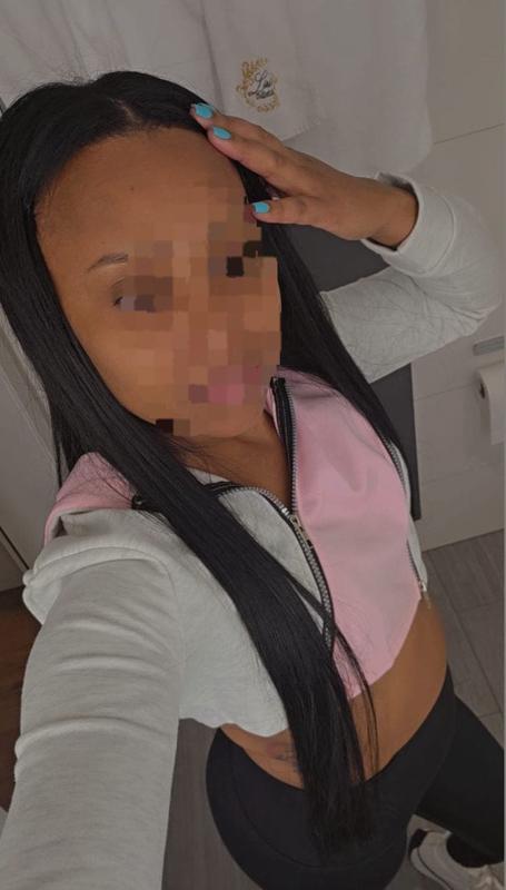 Chica busca chico en Cádiz: 