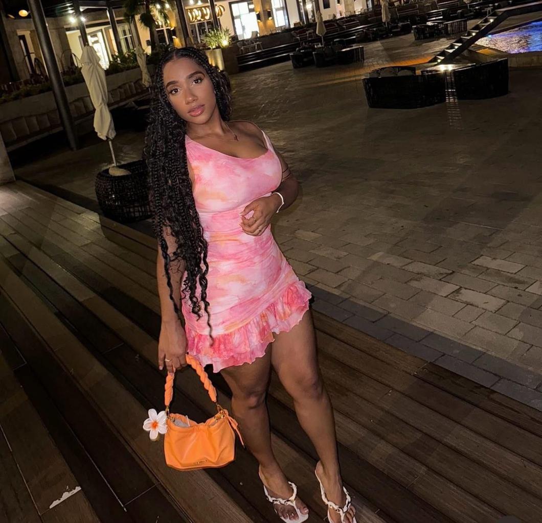 685248107: Chica busca chico en Málaga